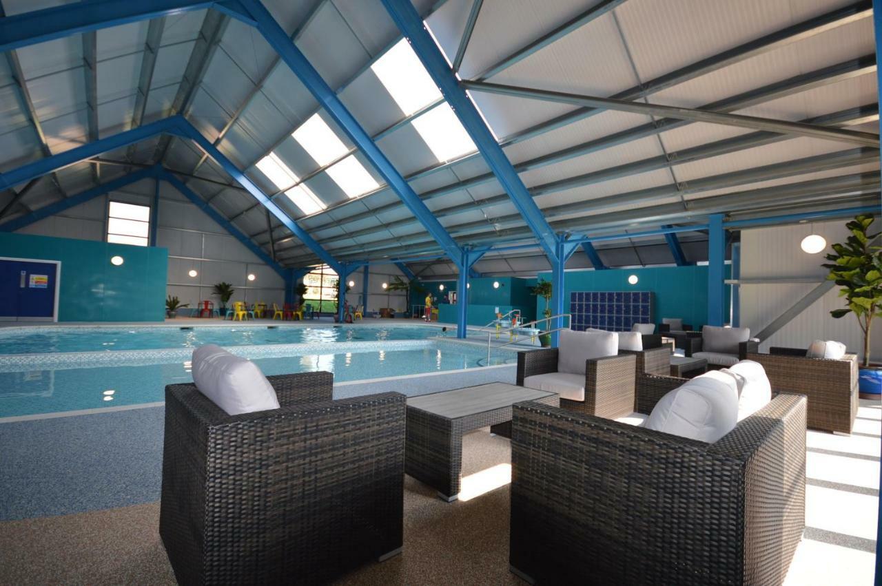 Camping Pods, Carlton Meres Holiday Park Rendham Bagian luar foto