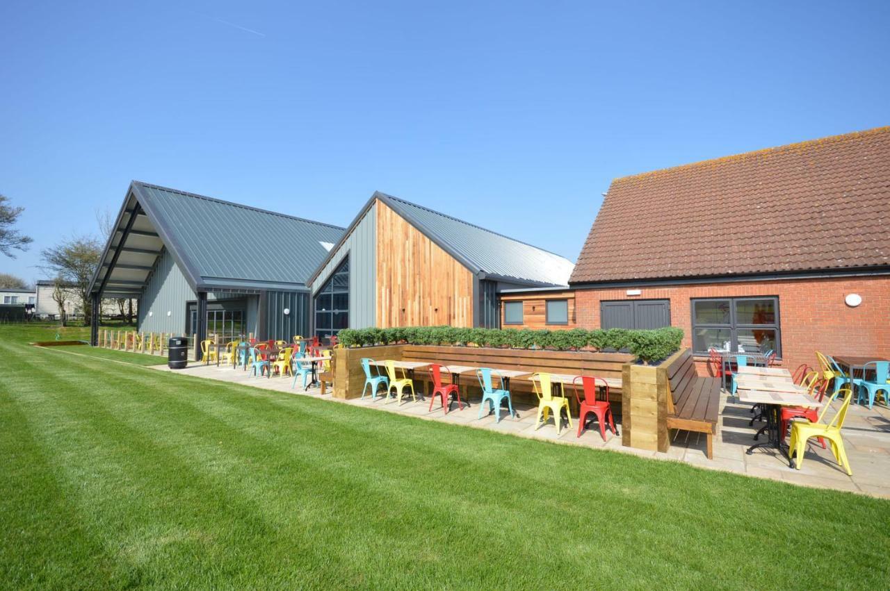 Camping Pods, Carlton Meres Holiday Park Rendham Bagian luar foto