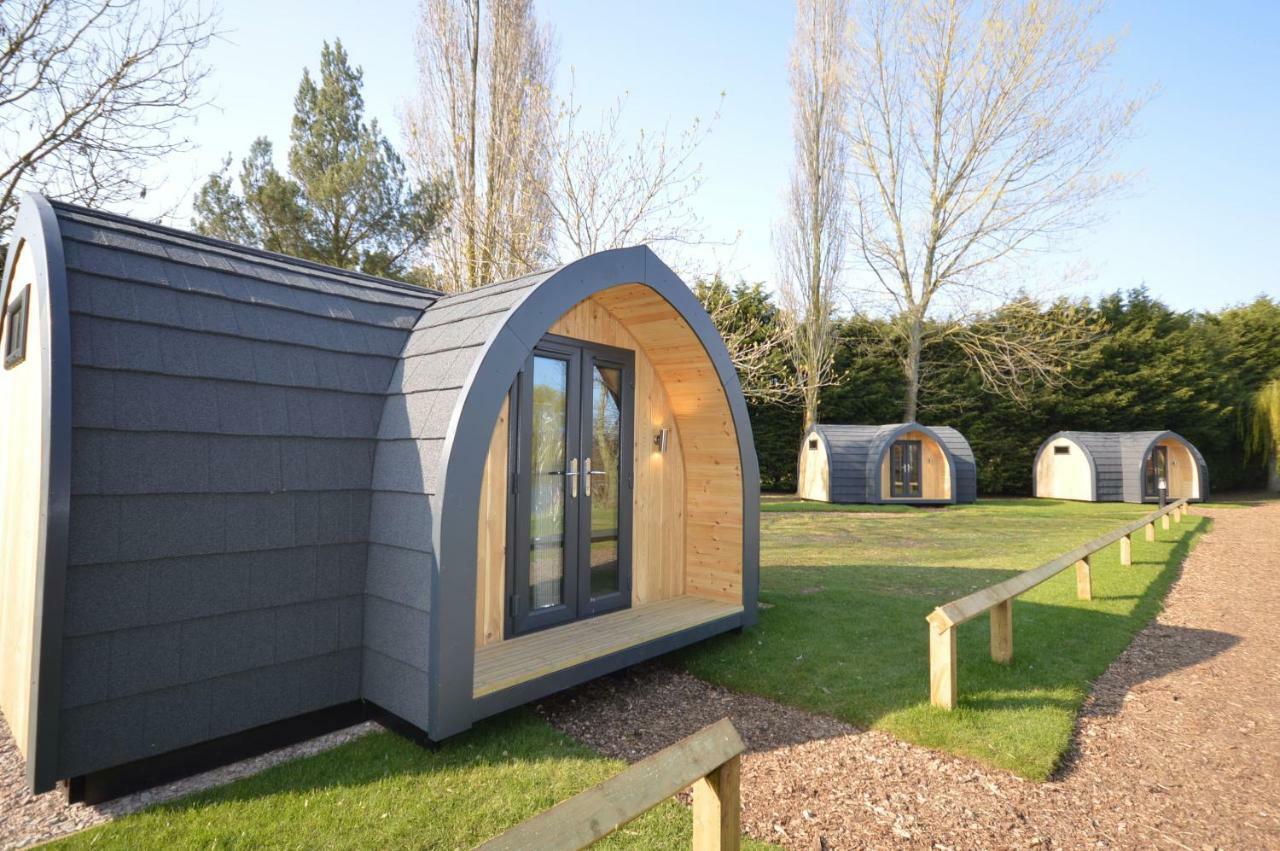 Camping Pods, Carlton Meres Holiday Park Rendham Bagian luar foto